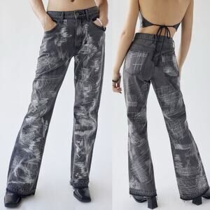 Urban Outfitters 90s High Rise Bootcut Jean NEW 26‎ BDG Embroidered